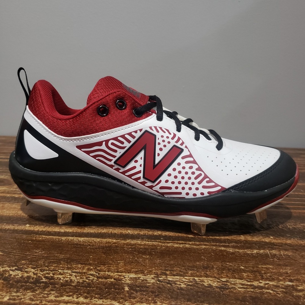 New Balance Women's Fresh Foam Velo V2 Metal Softball Shoe Red and Black Size 8